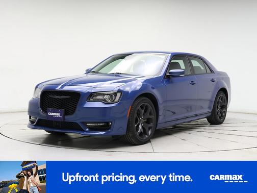 2022 Chrysler 300 Touring L