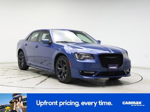 2022 Chrysler 300 Touring L