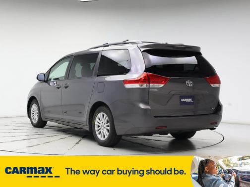 2014 Toyota Sienna XLE