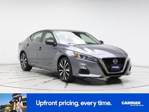 2022 Nissan Altima SR