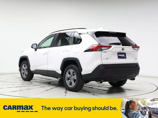 2022 Toyota RAV4 Hybrid XLE