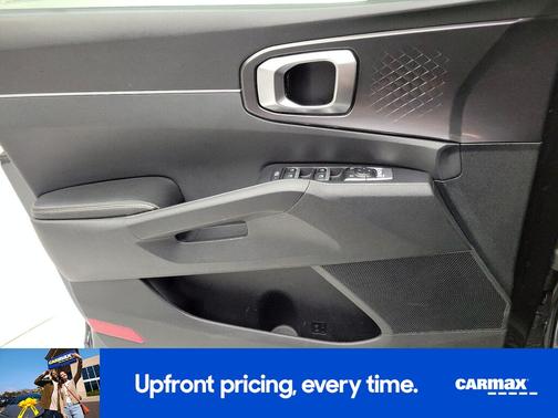 Gray 2024 Kia Sorento S