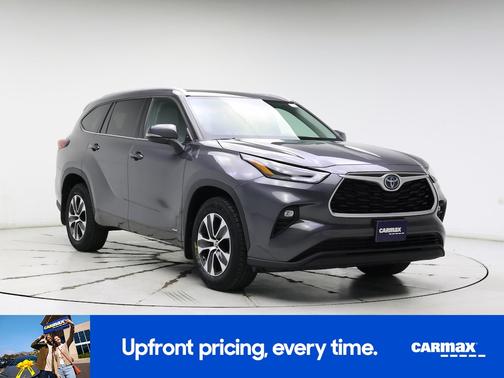 2022 Toyota Highlander Hybrid XLE