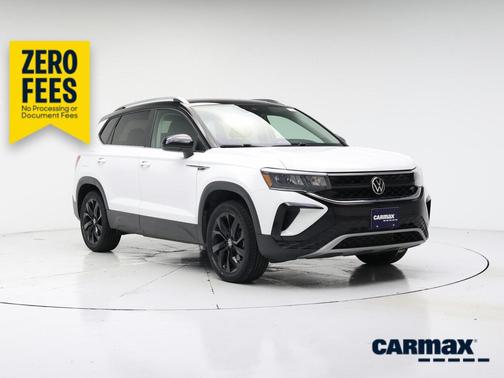 White 2023 Volkswagen Taos SE