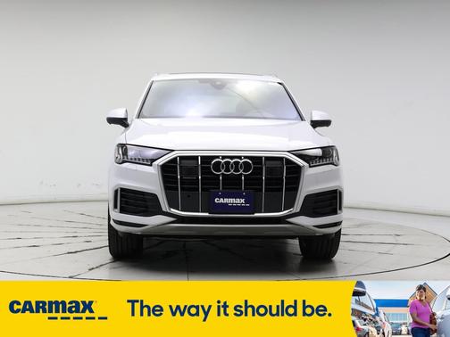 2023 Audi Q7 Premium Plus