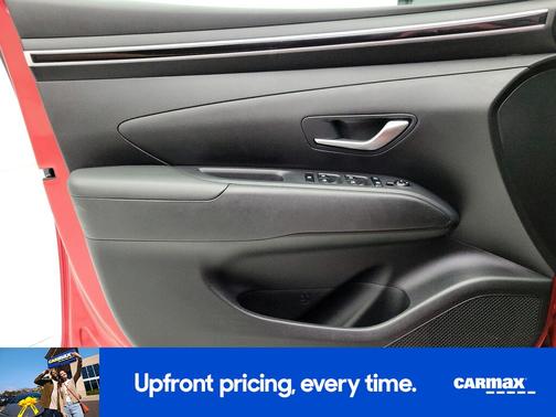 Red 2023 Hyundai TUCSON SEL