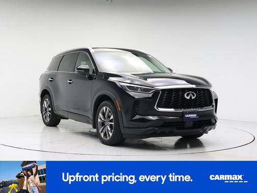 Black 2023 INFINITI QX60 Luxe