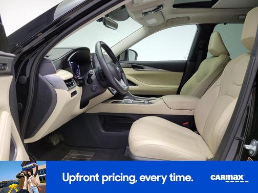 Black 2023 INFINITI QX60 Luxe