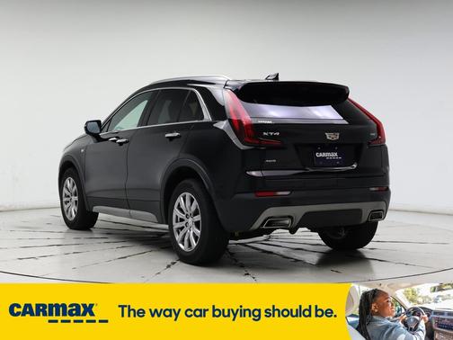 2022 Cadillac XT4 Premium Luxury