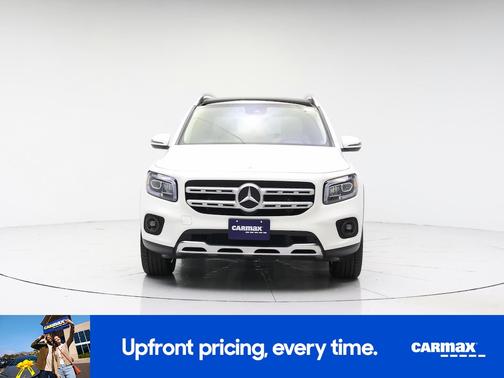 White 2022 Mercedes-Benz GLB 250