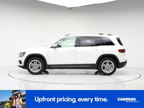 White 2022 Mercedes-Benz GLB 250