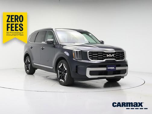 Gray 2023 Kia Telluride S