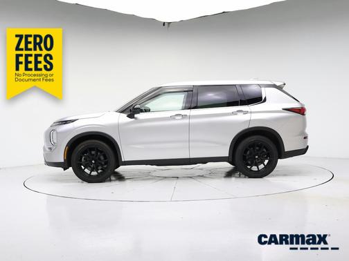 Silver 2022 Mitsubishi Outlander Black Edition