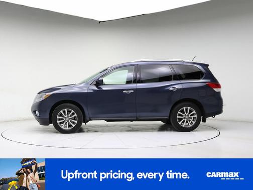 2016 Nissan Pathfinder SV