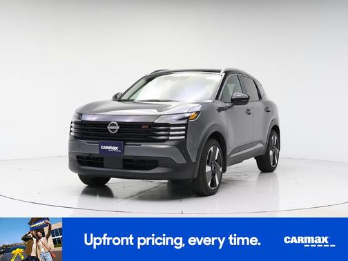 Gray 2025 Nissan Kicks SR