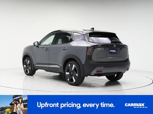 Gray 2025 Nissan Kicks SR