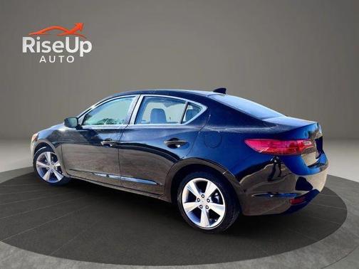 2013 Acura ILX 2.0L Technology