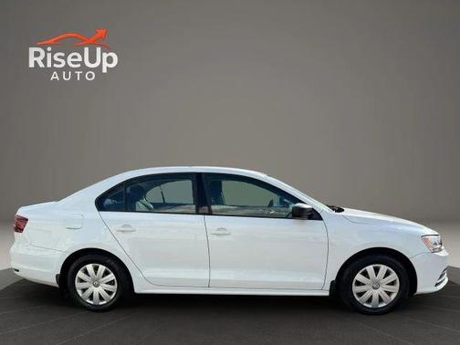 Pure White 2016 Volkswagen Jetta 1.4T S w/Technology