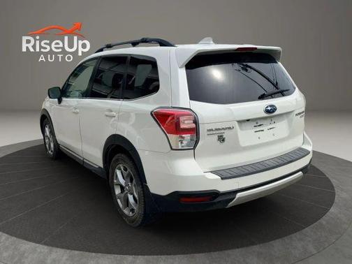 Crystal White Pearl 2017 Subaru Forester 2.5i Touring