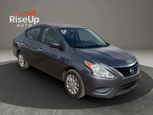 2016 Nissan Versa 1.6 SV