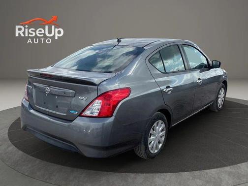 2016 Nissan Versa 1.6 SV