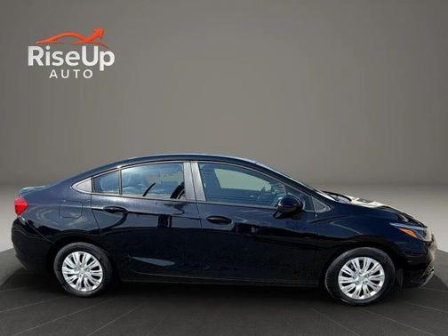 Black 2017 Chevrolet Cruze LS