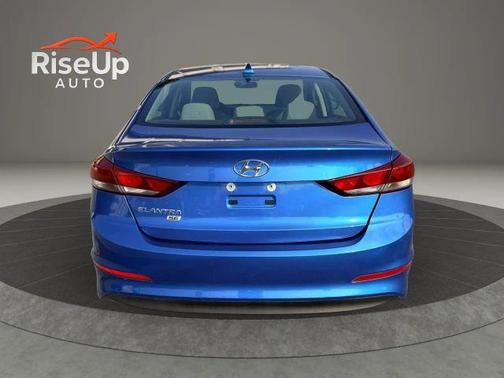 Electric Blue Metallic 2017 Hyundai ELANTRA SE