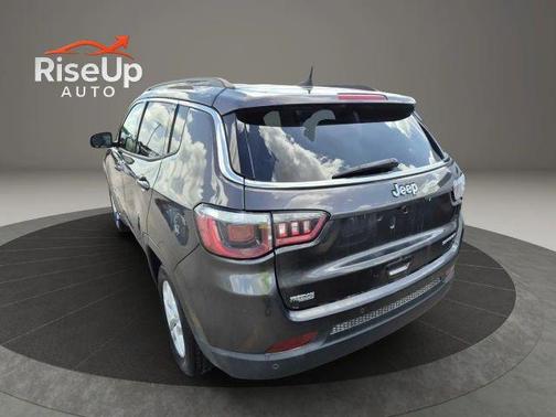 Gray 2019 Jeep Compass Sport