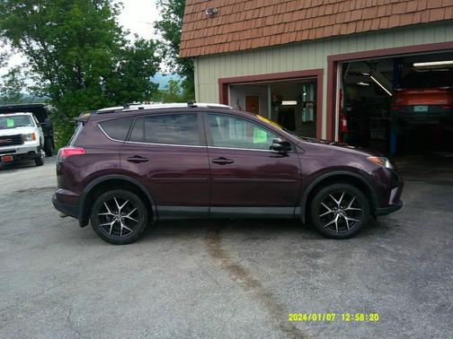 2016 Toyota RAV4 SE