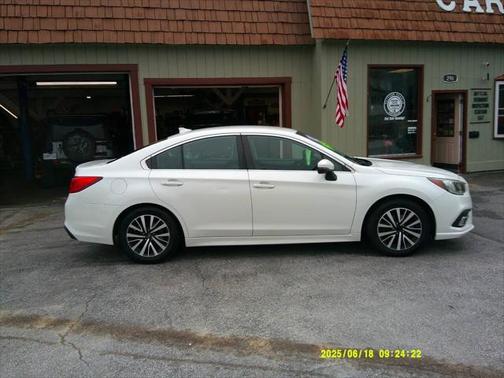 2018 Subaru Legacy Premium