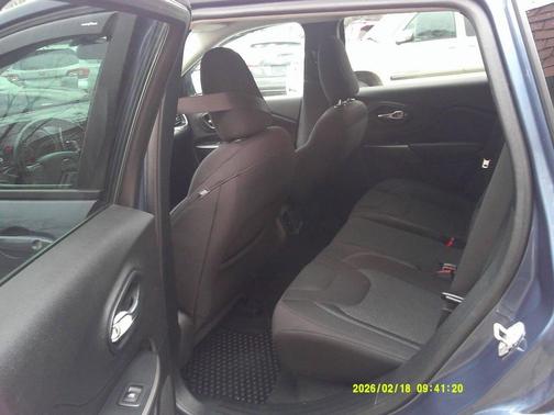 2020 Jeep Cherokee Latitude