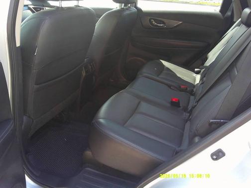 Brilliant Silver 2015 Nissan Rogue SL