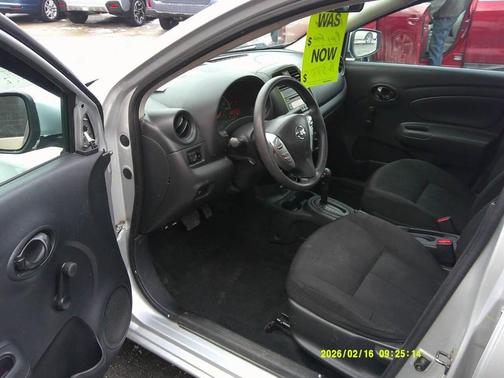 2017 Nissan Versa 1.6 S+