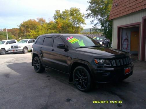 2017 Jeep Grand Cherokee Altitude