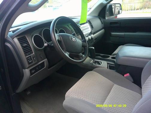 Green 2010 Toyota Tundra Grade