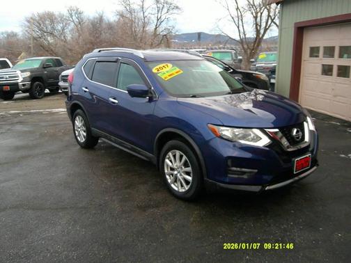 2017 Nissan Rogue SV