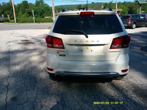 2018 Dodge Journey Crossroad