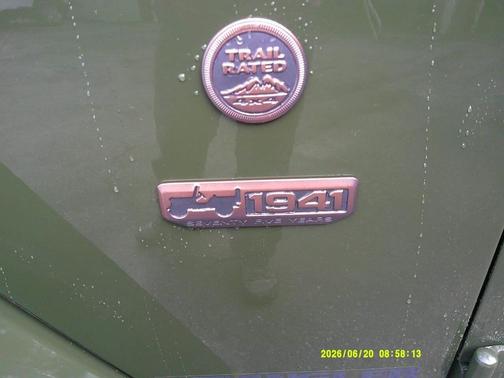 Sarge Green 2016 Jeep Wrangler Unlimited Sahara