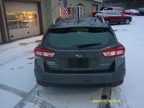 2018 Subaru Impreza 2.0i Premium