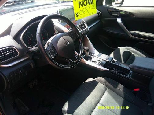 Tarmac Black Metallic 2019 Mitsubishi Eclipse Cross SE