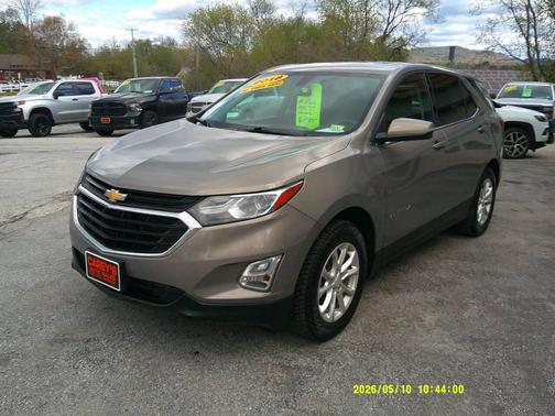 Gray 2018 Chevrolet Equinox LT