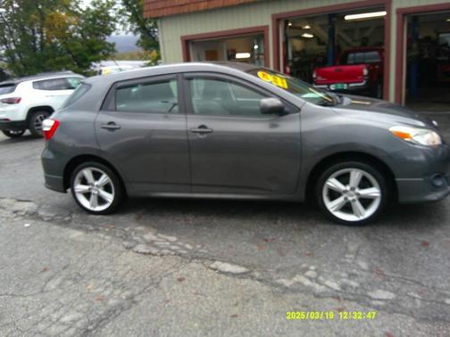 2010 Toyota Matrix S