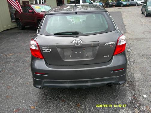 2010 Toyota Matrix S