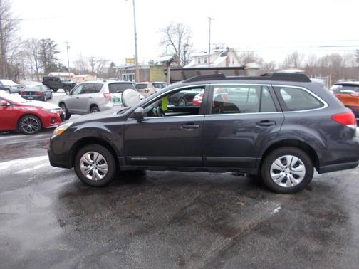 2013 Subaru Outback 2.5i