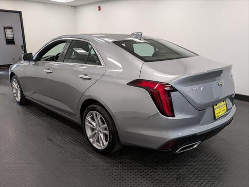 2025 Cadillac CT4 Luxury RWD