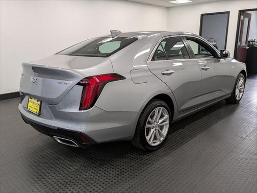 2025 Cadillac CT4 Luxury RWD