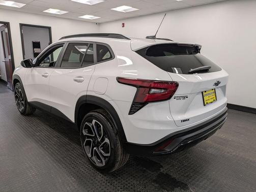 2025 Chevrolet Trax FWD 2RS