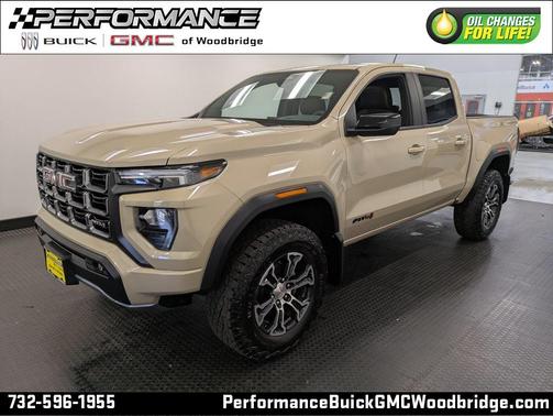 2023 GMC Canyon AT4