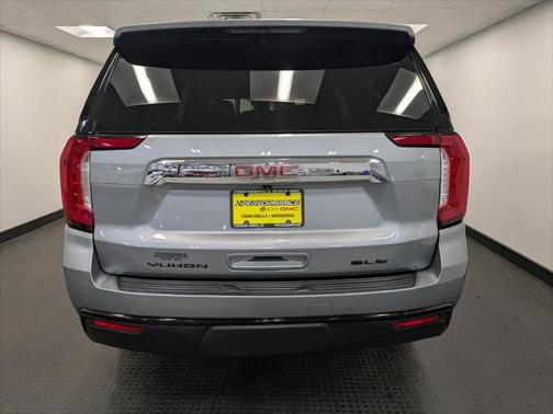 2023 GMC Yukon XL SLE
