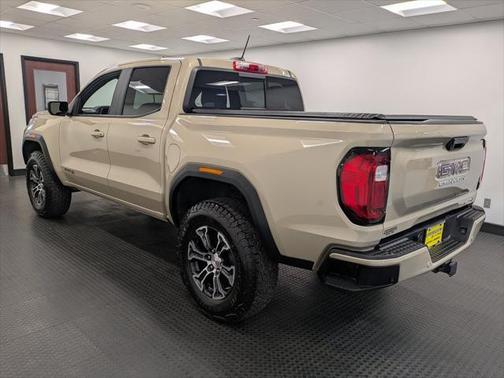 2023 GMC Canyon Base